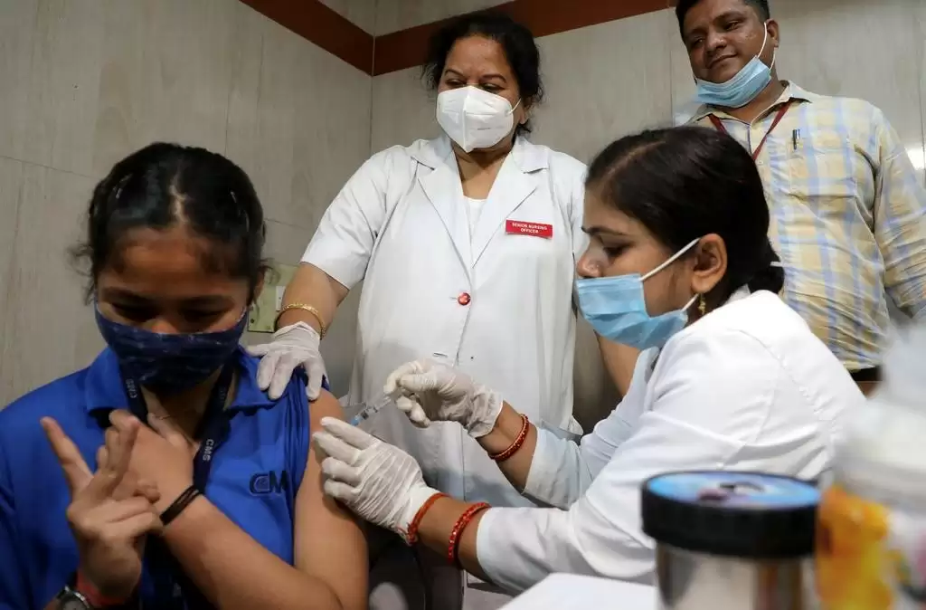 Carbevax Vaccine: जानिए क्या है कोर्बेवैक्स की खासियत, 12—14 साल के बच्चों को दी जाएगी कितनी डोज