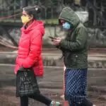Weather Update: बारिश और तेज हवा से कांपे लोग,कई स्थानों पर गिरे पेड़