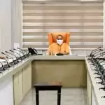 सर्तकता के साथ व्यावसायिक व औद्योगिक गतिविधियों का संचालन कराया जाए: मुख्यमंत्री