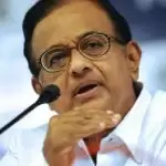 नीचे के आधे परिवारों के हाथों में पैसा नहीं देती मोदी सरकार: चिदम्बरम