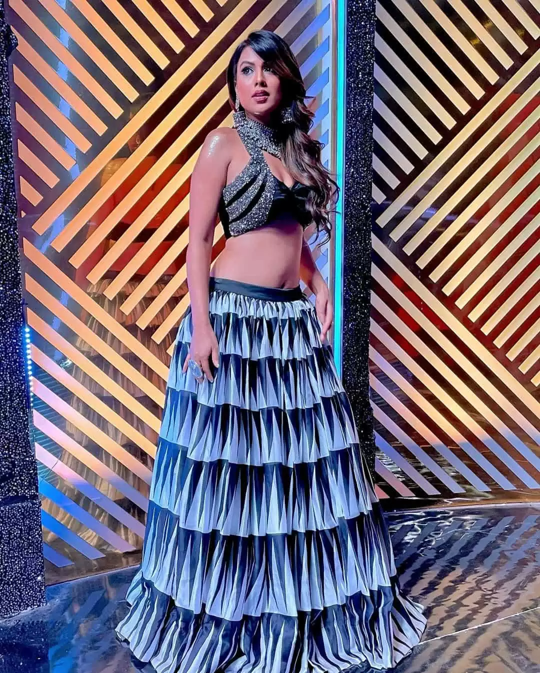 Nia Sharma के बोल्ड अंदाज़ में फ़िदा हुए उनके फैंस, देखे तस्वीरें