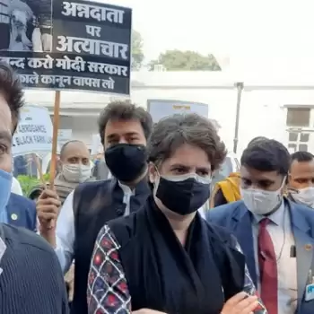 सरकार से सवाल करने वाला हर कोई देशद्रोही: प्रियंका गाँधी