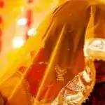बहू ने ताला तोड़ किया घर पर कब्जा, बुजुर्ग सास-ससुर परेशान