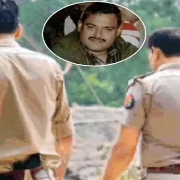 Kanpur Encounter : पुलिस से तीन स्टेप आगे चल रहा दुर्दांत अपराधी विकास दुबे, फिल्म सिटी के सहारे सरेंडर कर करने की अटकलें