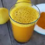 सर्दी और खांसी के अलावा हल्दी वाला दूध इन बीमारियों में भी पहुंचाता है लाभ
