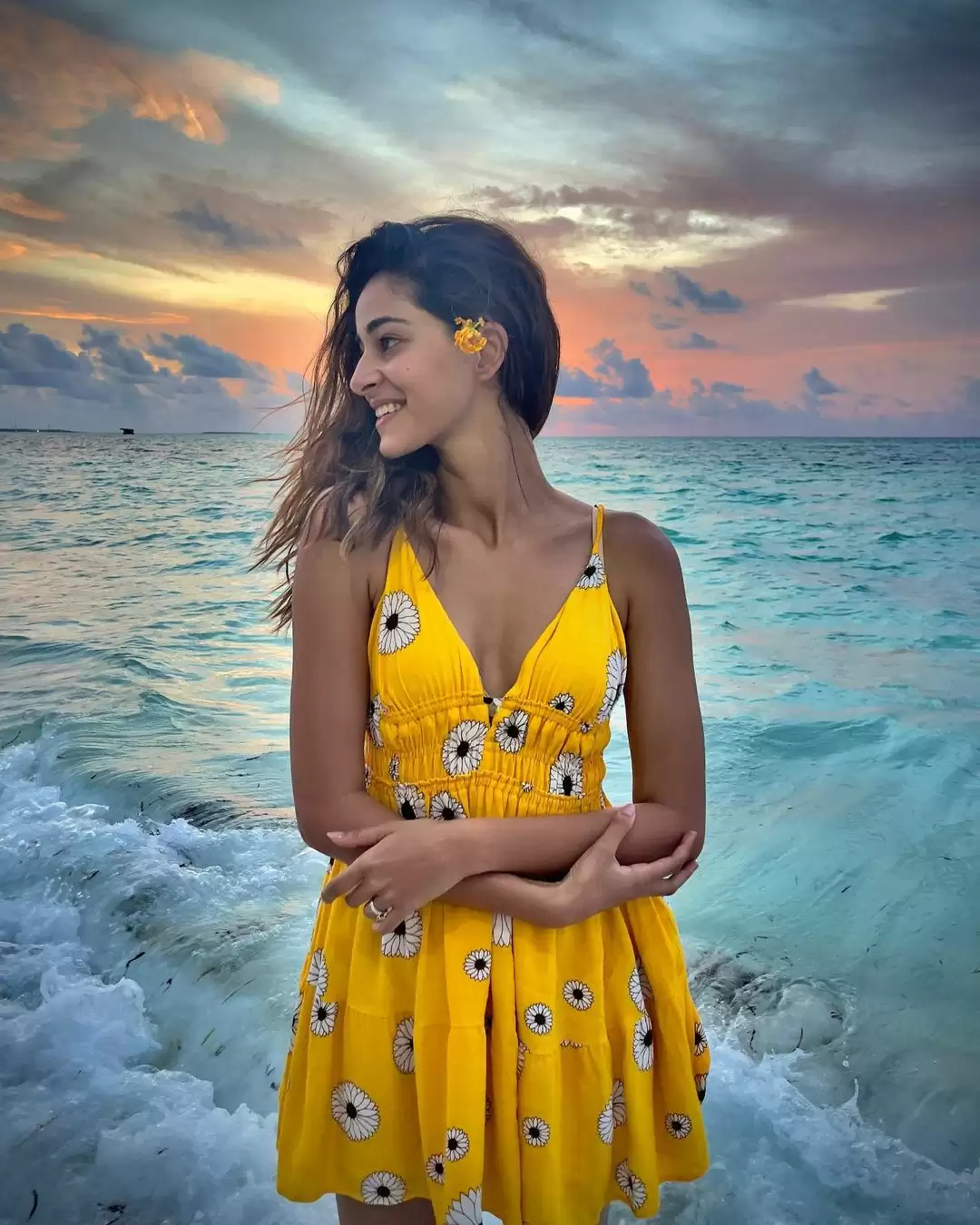 Ananya Panday ने लगया बोल्डनेस का तड़का, देखे तस्वीरें