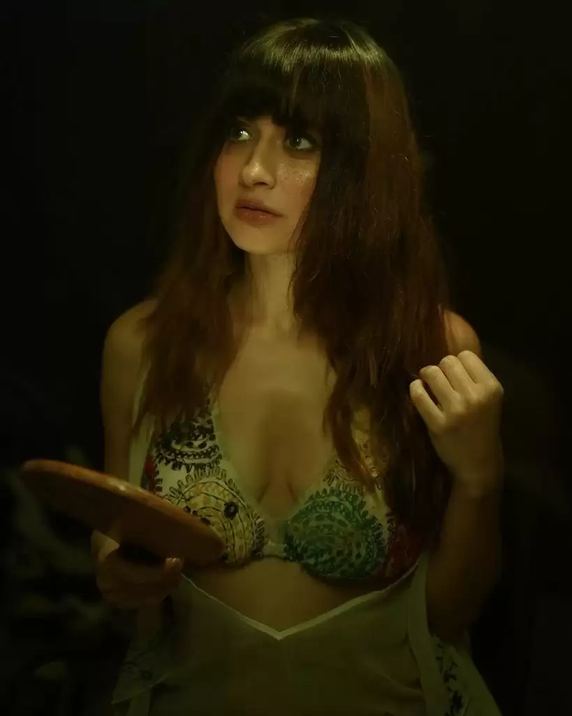 Sanjeeda Shaikh का हर अंदाज है कातिलाना, देखे उनकी ये तस्वीरें
