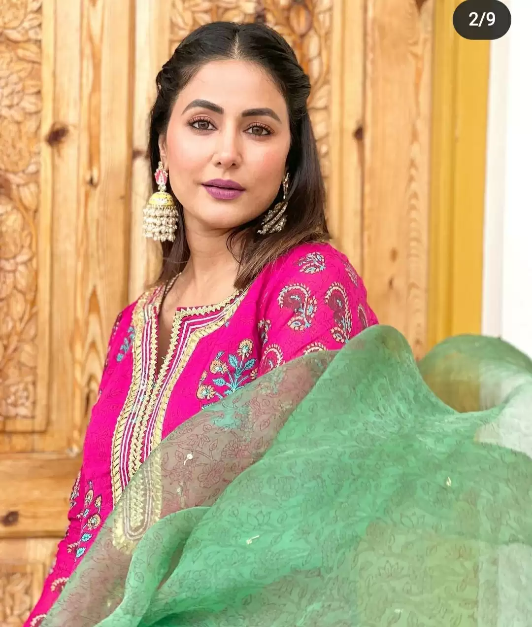 Hena khan