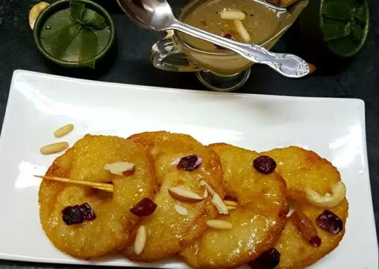 Apple Jalebi Recipe: घर पर बनाएं स्वादिष्ट सेब की जलेबी