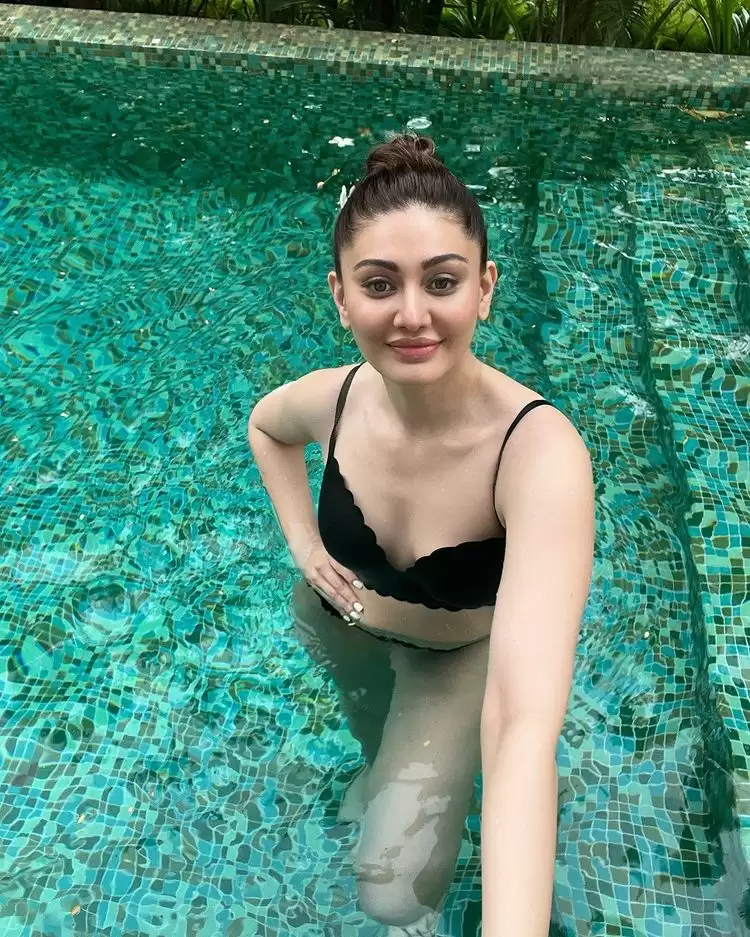  Shefali Jariwala Bikini
