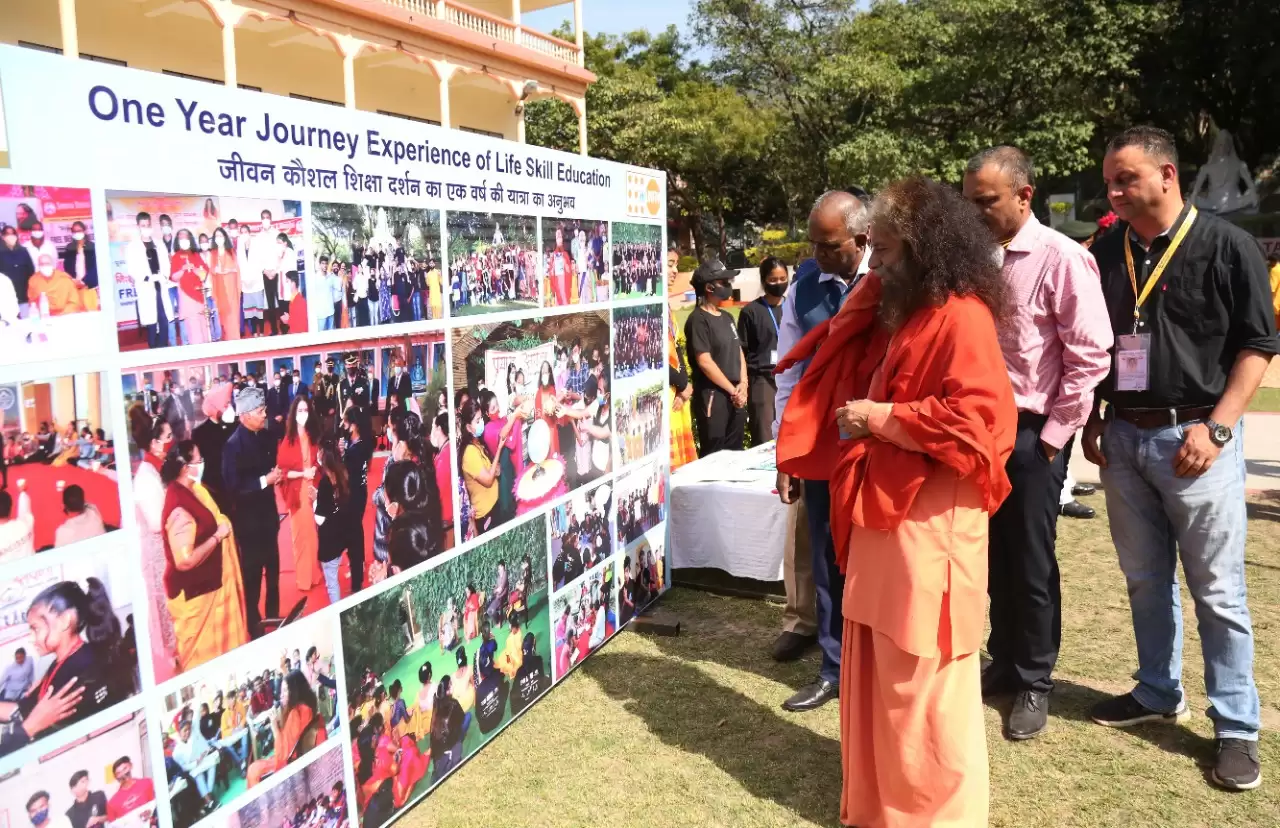 Youth Festival: परमार्थ में अन्तर्राष्ट्रीय महिला दिवस के अवसर पर यूथ फेस्टिवल का आयोजन