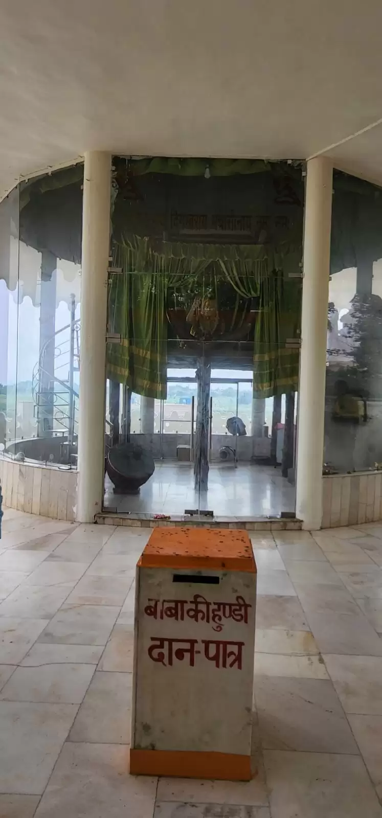 Devraha Baba Story