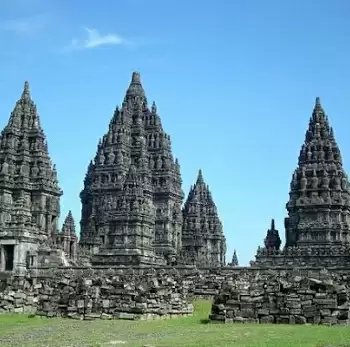 विदेशों में स्थित हैं ये प्रसिद्ध मंदिर, यहां जरूर करें तीर्थ दर्शन