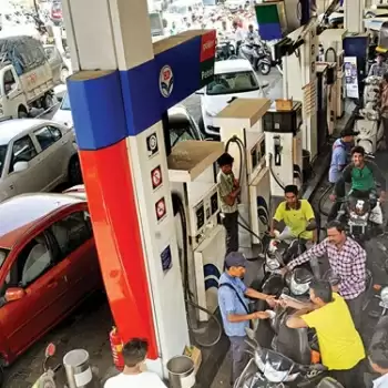 पेट्रोल के दाम ने लगाई सेंचुरी