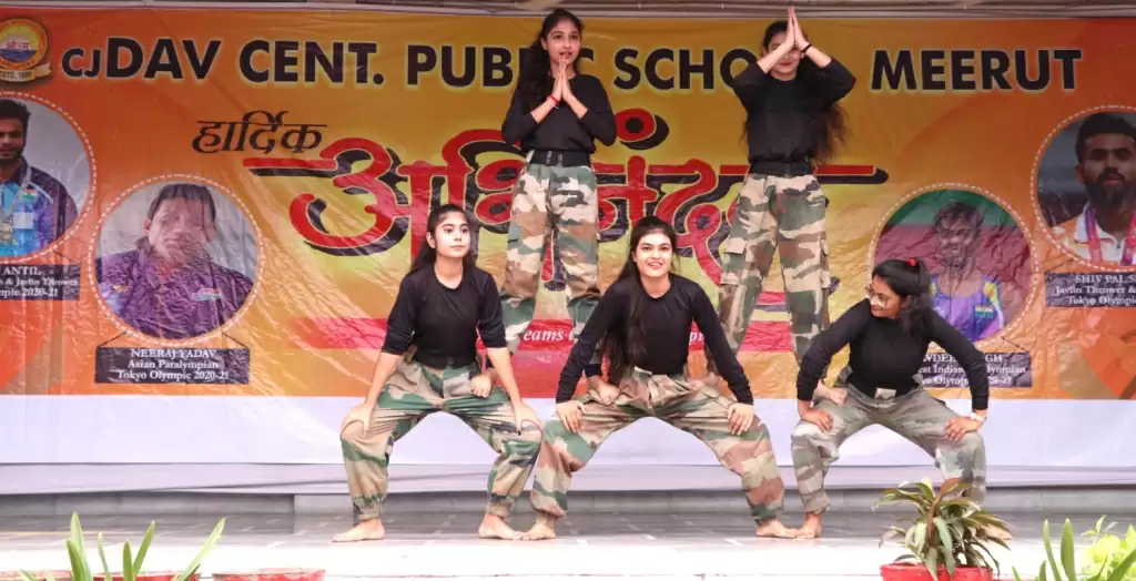 सीजेडीएवी में टोक्यो पैराओलंपियन नीरज यादव, नवदीप और सुमित अंतिल का अभिनंदन