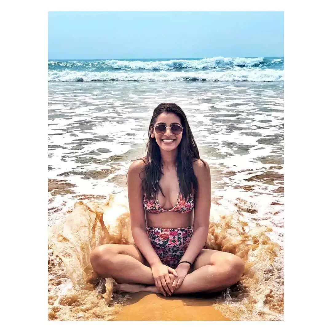 टीम इंडिया के बॉलर बुमराह की वाइफ Sanjana Ganesan की दिलकश अदाएं कर रही सबको दीवाना, देखे तस्वीरें