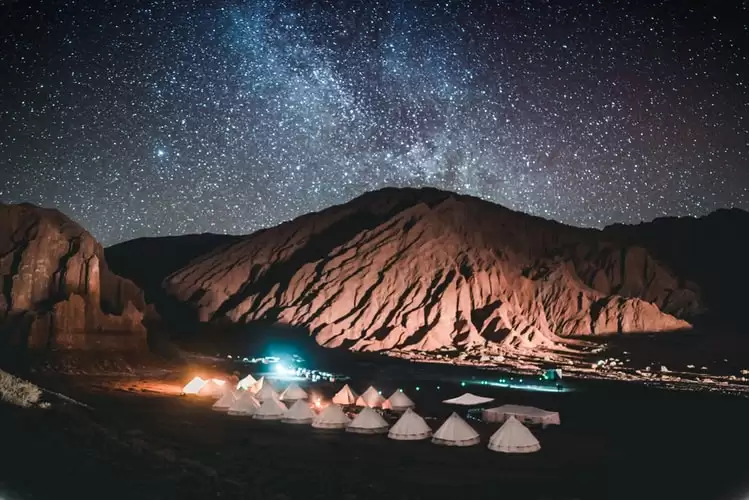 स्टारगेजिंग (Stargazing) देखना चाहते है तो ये है दुनिया की सबसे बेहतर स्थान
