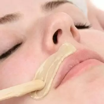 चेहरे के बाल हटाना चाहते है तो कटोरी वैक्स (Katori Wax) करे यूज़ , जाने विधि और लगाने का सही तरीका