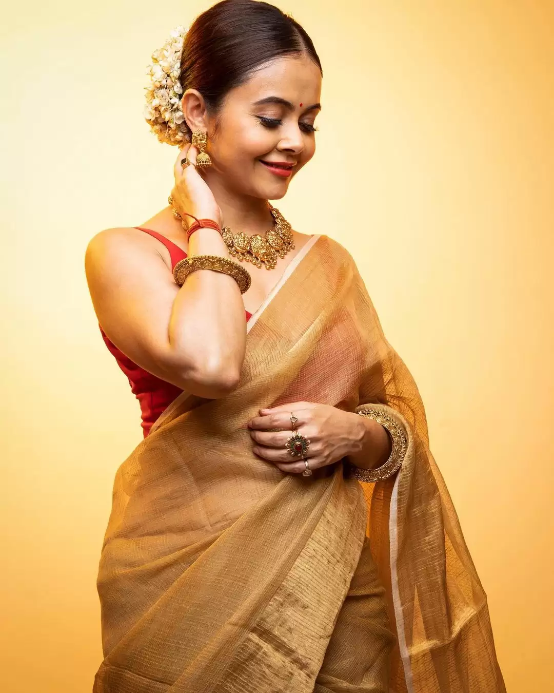 Devoleena Bhattacharjee ने दिखाया अपने अलग-अलग अवतार, देखिए तस्वीरें