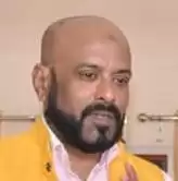 सियासत को लहू पीने की लत है, वरना मुल्क में सब ख़ैरियत है