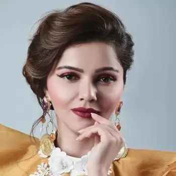 Rubina Dilaik का ये लुक देखकर आपके होश उड़ जायेगे, देखिये तस्वीरें