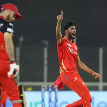 रंग में लौट रही है किंग्स  पंजाब, RCB को 34 रनों से हराया