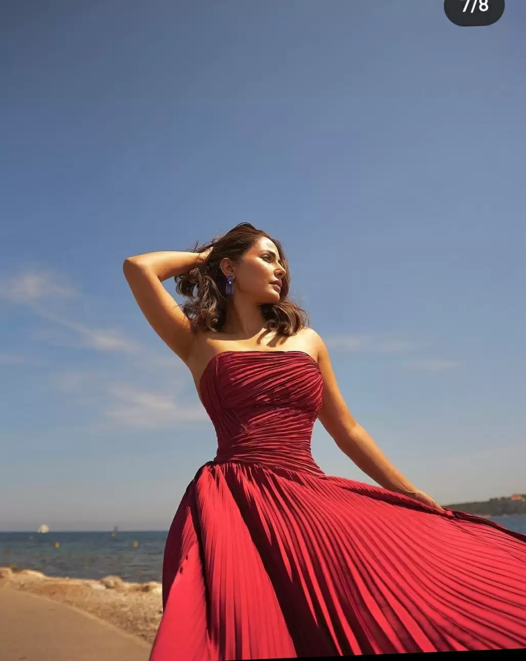 Hena khan