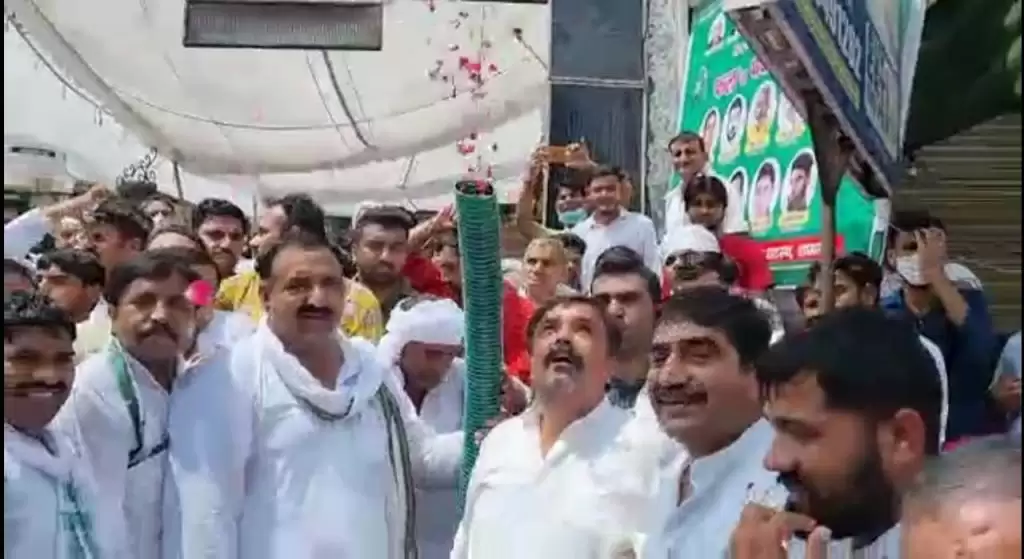 जयंत चौधरी की भीष्म प्रतिज्ञा- सत्ता परिवर्तन तक नहीं स्वीकार करेंगे कोई भी पुष्प माला या पुष्प गुच्छ