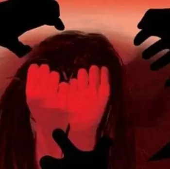 मेरठ में गैंग रेप की शिकार छात्रा ने ज़हर खाकर जान दी, दो आरोपी गिरफ्तार-दो फरार
