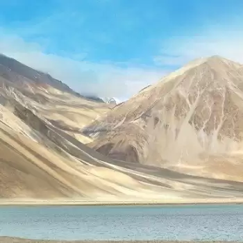 ट्रेवल लिस्ट में शामिल करें भारत की ये चार जगह