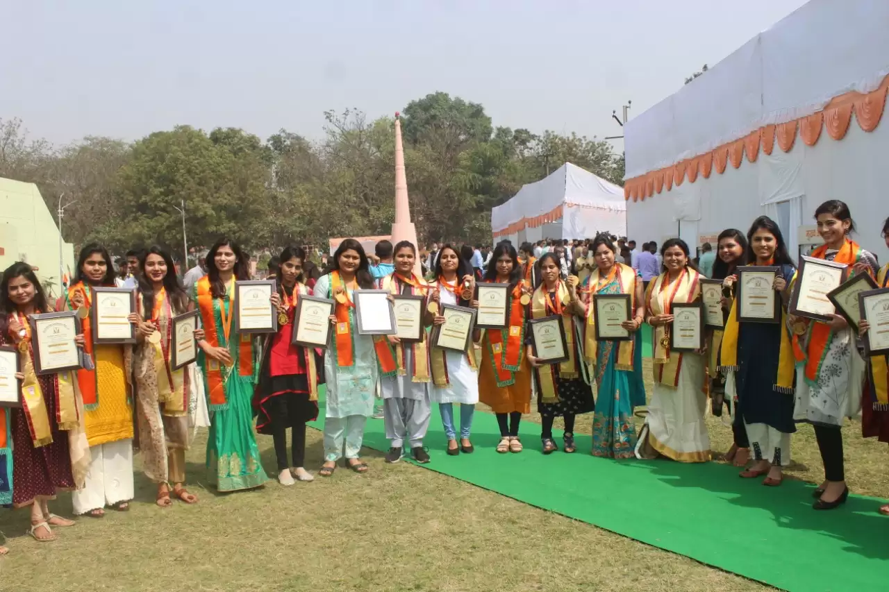 लड़कियों के नाम रहे 80 फीसद मेडल