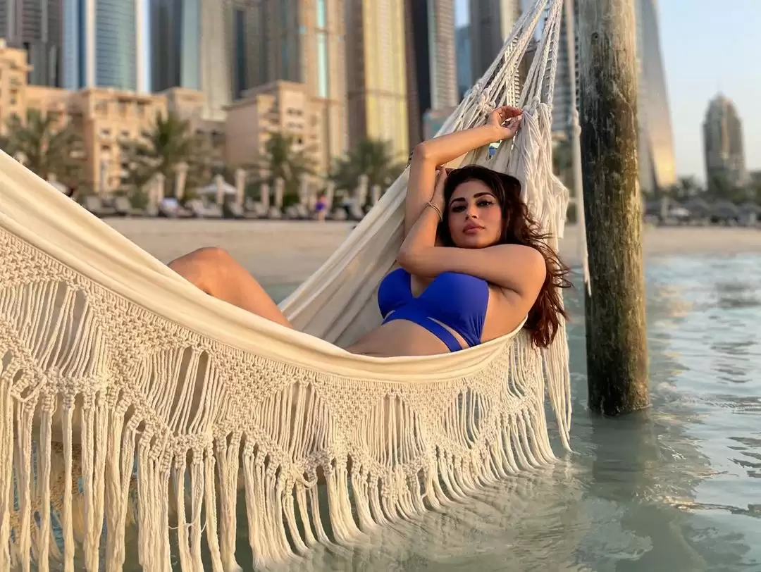 Mouni Roy की ये तस्वीरें उड़ा देगी आपके होश, एक नज़र देखे