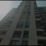 Noida News Live Updates: दिनदहाड़े हाई-प्रोफाइल सोसाइटी के फ्लैट पर कब्जा करने जबरन घुसें, महिलाओं के साथ बदसलूकी