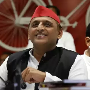 गरीबों के घरों पर बुलडोजर चलाने वालों पर हम लेंगे एक्शन: अखिलेश यादव