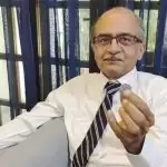 अवमानना केस: प्रशांत भूषण पर 1 रूपये का जुर्माना