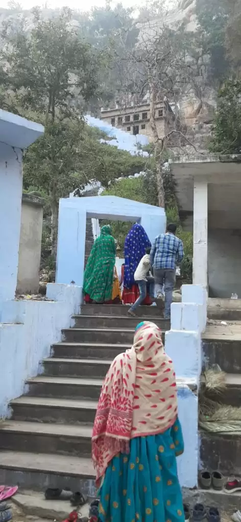 पाराशर धाम – जहां आज भी रात में बरसता है चंदन, यही लिखे गए थे कई पुराण