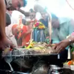 Maha Shivratri 2022: महाशिवरात्रि पर मंदिरों में शिवभक्तों की लाइनें,अभिजीत मुहूर्त से जलाभिषेक शुरू