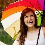 उमस भरे मौसम में चिपचिपी स्किन से इस तरह पाएं निजात
