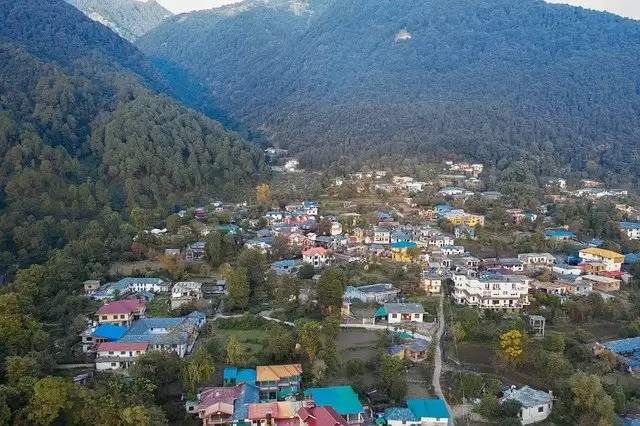 Summer Travel Destinations: अप्रैल में घूमने के लिए ये जगहे है बेस्ट!!