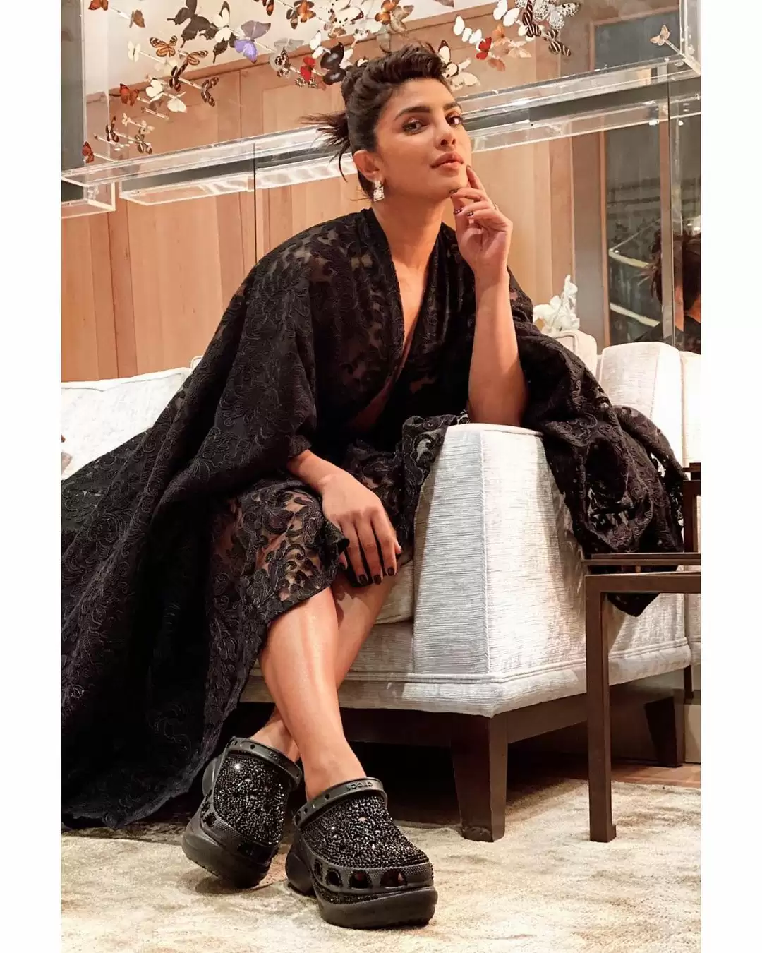 Priyanka Chopra ने कराया बेहद ही बिंदास  Photo Shoot, यहां देखे तस्वीरें