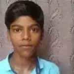 बिहार 10वीं बोर्ड एग्जाम में वेजिटेबल वेंडर का बेटा बना टॉपर