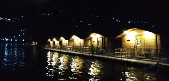 Floating Huts Tehri