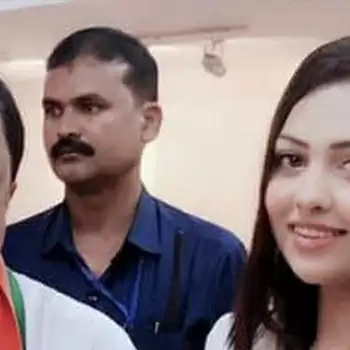 पश्चिम बंगाल: भाजपा की युवा नेता लाखों की कोकीन के साथ पकड़ी गयी