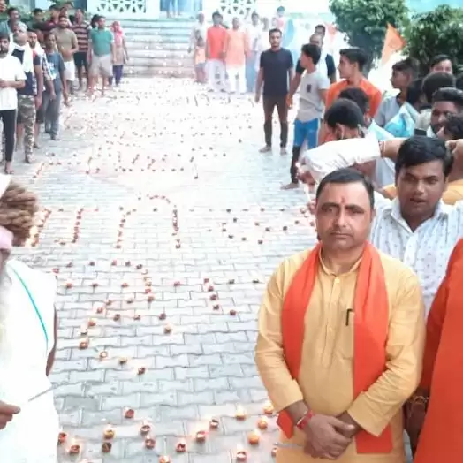 मेरठ: 5151 दीयों से जगमगा उठा विश्वामिश्र तपोभूमि गगोल तीर्थ