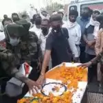 घर पहुँचा शहीद लेफ्टिनेंट आकाश का शव