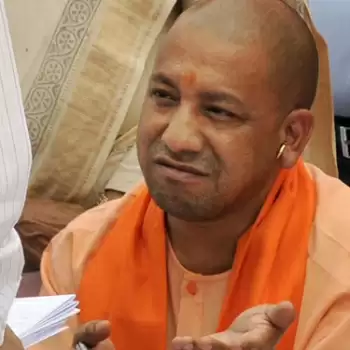 योगी सरकार को झटका: पंचायत चुनावों के लिए 2015 के आधार पर ही होगा सीटों का आरक्षण