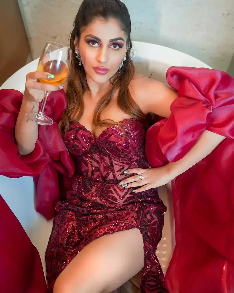 Yashika Aannand