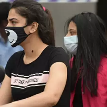 फैशनेबल मास्क से सुरक्षा भी स्टाईल भी