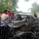 कार और बाइक की भिड़ंत, चार लोगों की दर्दनाक मौत
