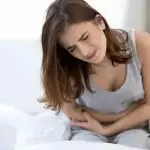 घरेलु नुस्खे : यदि आपको भी रहती है पेट दर्द की शिकायत, तो अपनाएं ये उपाय